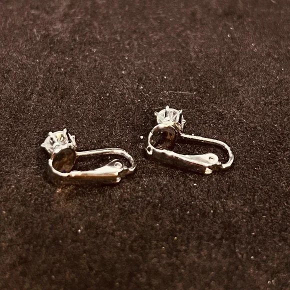 Silver Tone Cable Chain Necklace With Clear Glass Pendant & Earrings Set (3857) - Picture 9 of 10